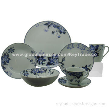 Fine Porcelain Dinner Set in Rim Shape, with Decal